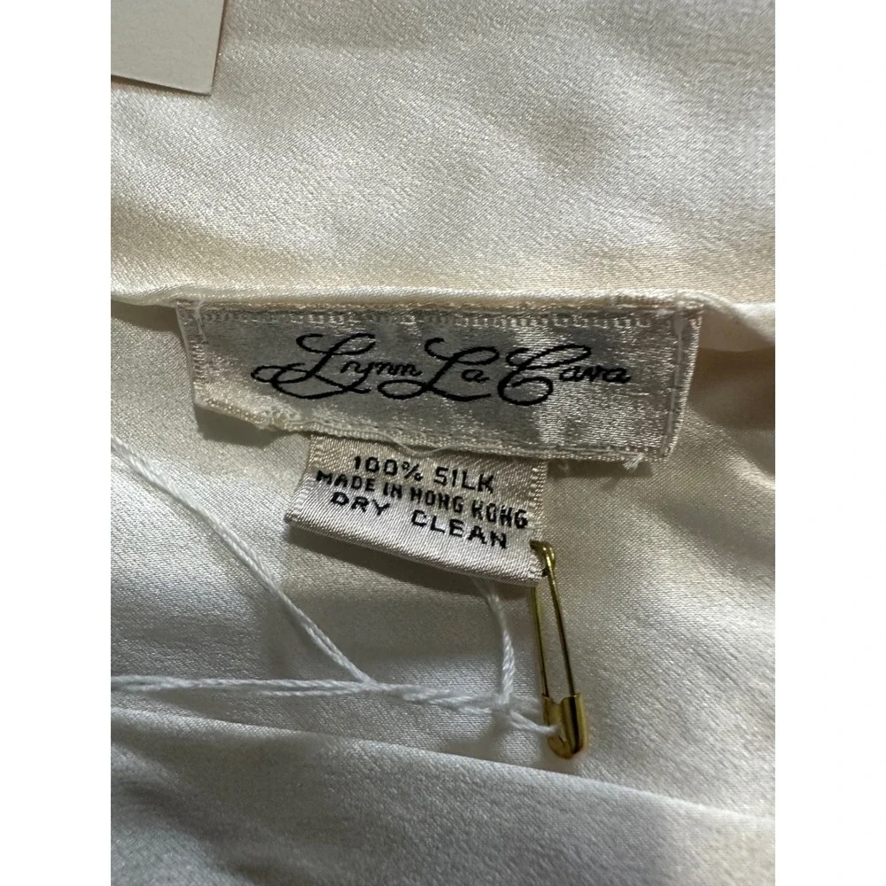 Lynn La Cava 100% Pure Silk Pillowcase Ivory White Rosette Accent Vintage NWT 2